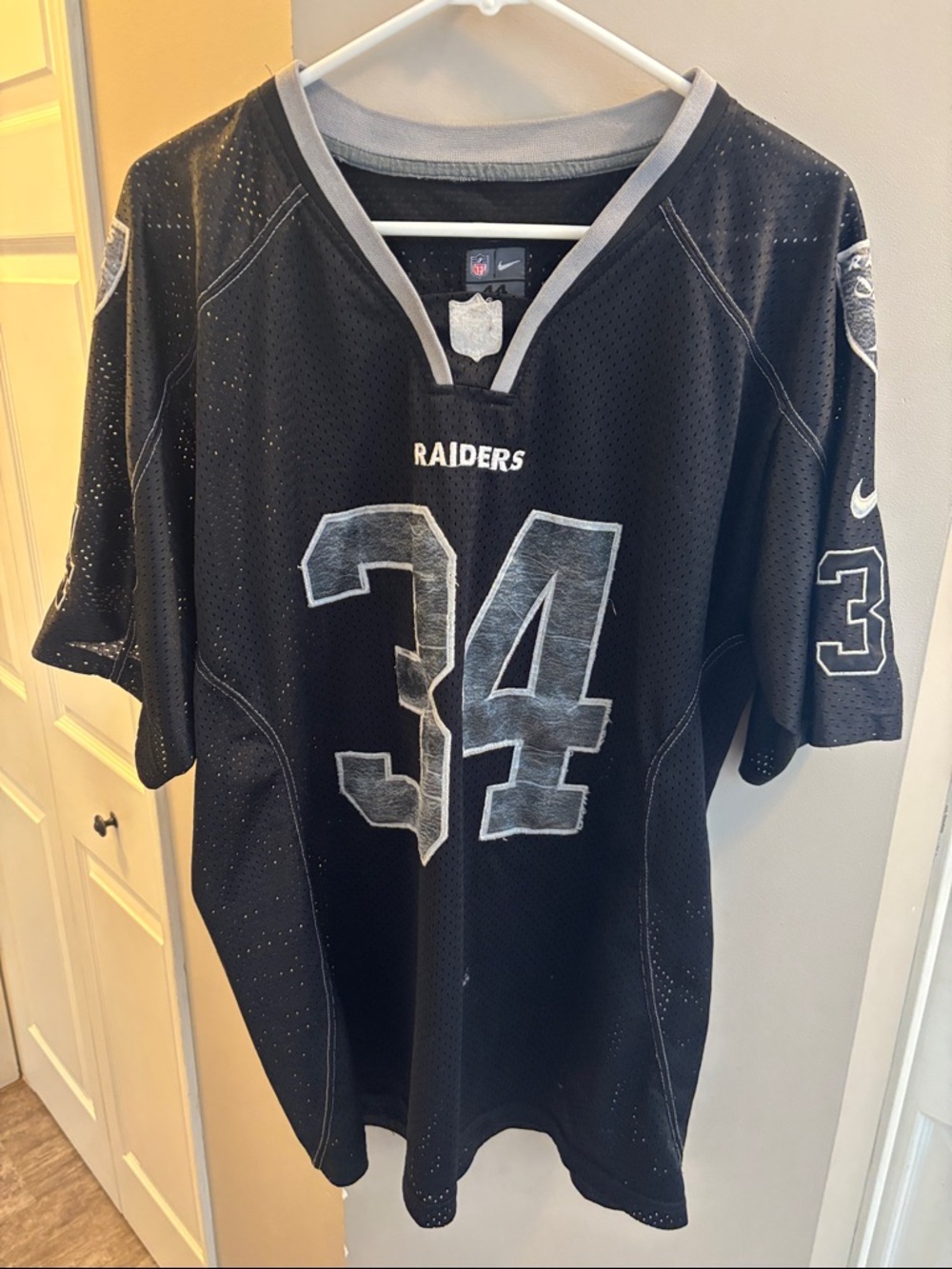 Nike Black Oakland Raiders #34 Football Jersey with Silver Trim